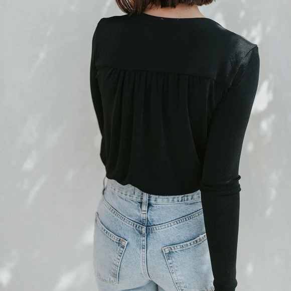 FREE PEOPLE Black Plunging V Neck Faux Wrap Long Sleeve Turnt Bodysuit NEW - Picture 3 of 13